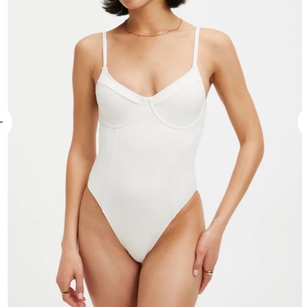 GOOD COMPRESSION SHOWOFF ONE-PIECE | IVORY Size 2… never worn(size6fit)